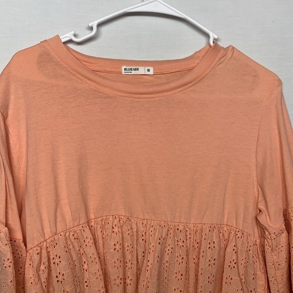 Blueage Collection Peach Floral Eyelet Peplum Top - Picture 2 of 7